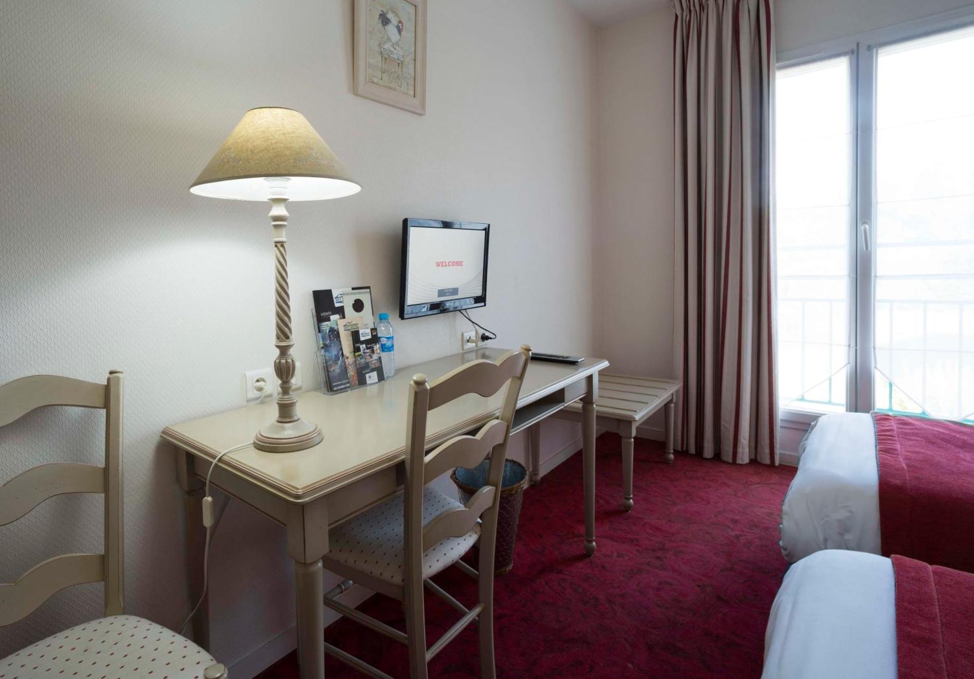 Brit Hotel Du Perche Nogent-le-Rotrou Exteriér fotografie