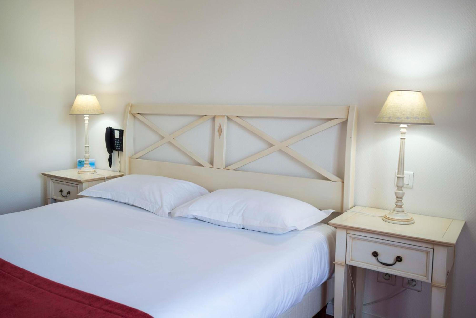 Brit Hotel Du Perche Nogent-le-Rotrou Exteriér fotografie